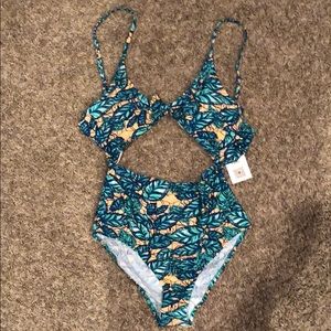 Cupshe floral bathing suit